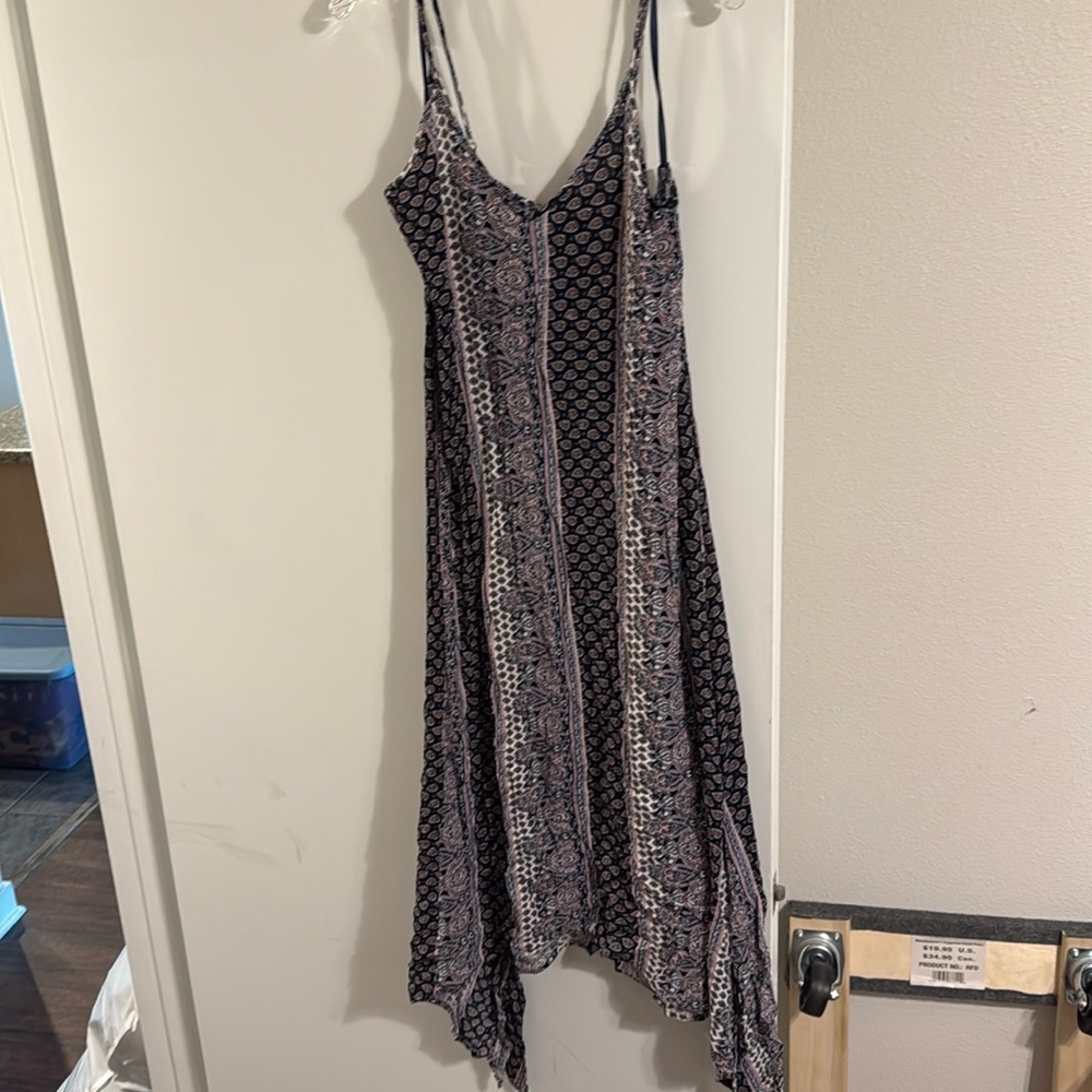 Fun blue patterned flowy dress